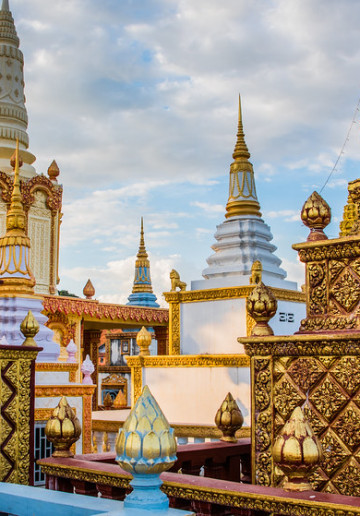 5 DAY PHNOM PENH - SIEM REAP TOUR BY LAND