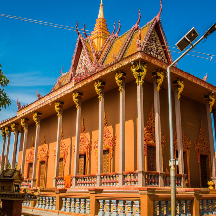 PHNOM PENH - KAMPONG TRALACH - KAMPONG LAEANG - MID RIVER (TONLE SAP MORNING)