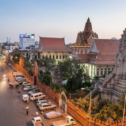 PHNOM PENH ARRIVAL