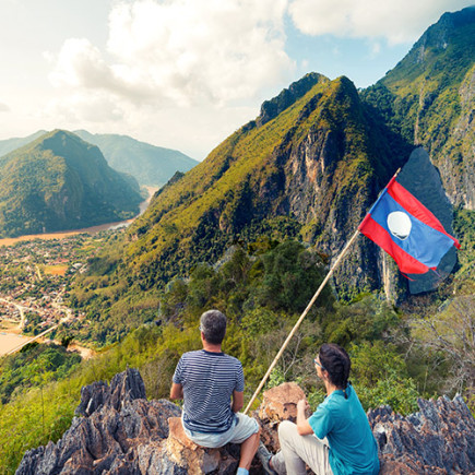 VANG VIENG TOUR