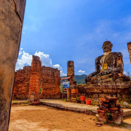 PHONSAVAN / PLAIN OF JARS
