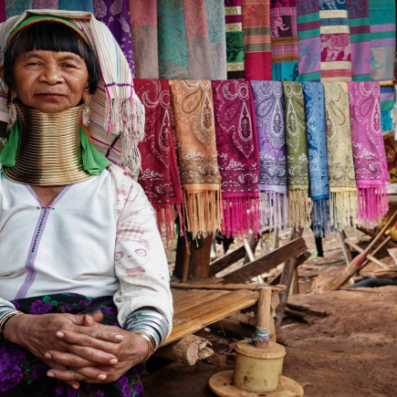 CHIANGRAI – HILLTRIBE VILLAGE PRIVATE CAR ENGLISH GUIDE