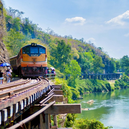 KANCHANABURI – CASCADAS ERAWAN – AYUTTHAYA
