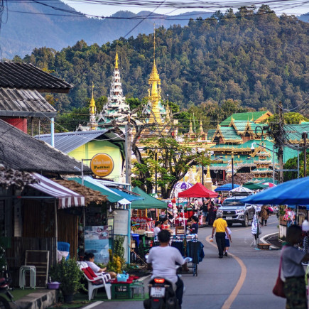 CHIANG MAI – MAE WANG NATIONAL PARK – OB LUANG NATIONAL PARK