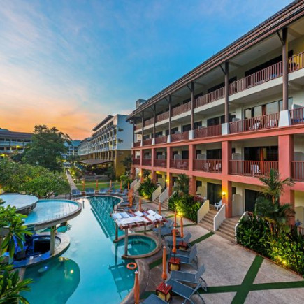 PAI - CHIANG MAI - PHUKET