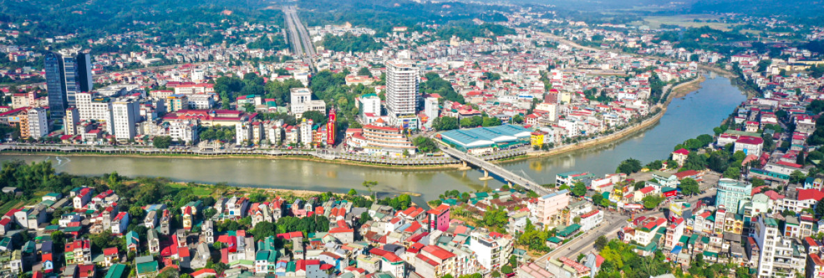 Group tour Vietnam 4 days 3 Nights - Cao Bang Trip By Motorbike