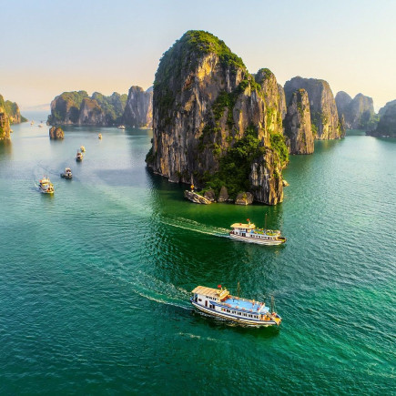 HA LONG BAY - HANOI - FLY TO DA NANG - HOI AN BY PRIVATE CAR