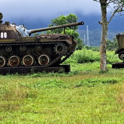 HUE - KHE SANH - VINH MOC - HUE