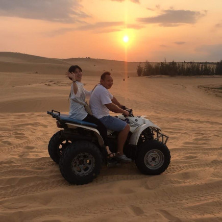 MUI NE SAND DUNES TOUR BY JEEP