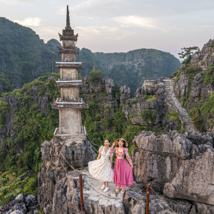 HA NOI - HOA LU - TAM COC - MUA CAVE FULL DAY TOUR