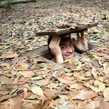 HO CHI MINH CITY & CU CHI TUNNELS 