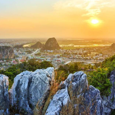 Central Vietnam Daily Tour - Marble Moutain And Linh Ung Pagoda