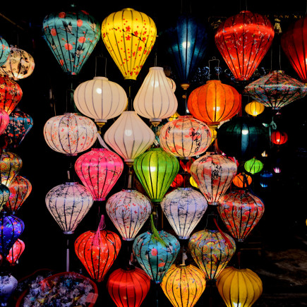 HOI AN - WALKING TOUR & BASKET BOAT TOUR