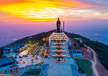 Indochina Odyssey - Vietnam Laos Cambodia Thailand luxury tours 2026