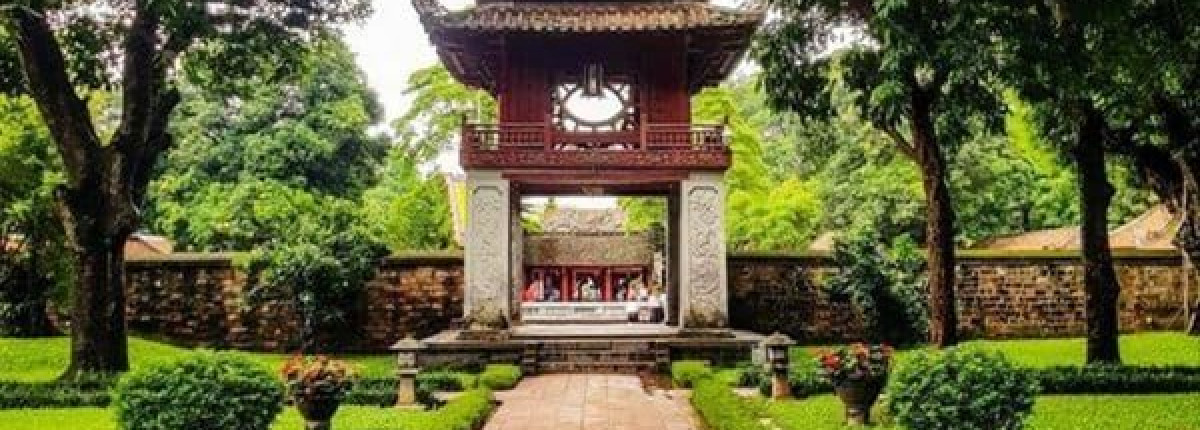 Vietnam Luxury Multi-Day Adventure and Culture Trip for Immersive Discovery