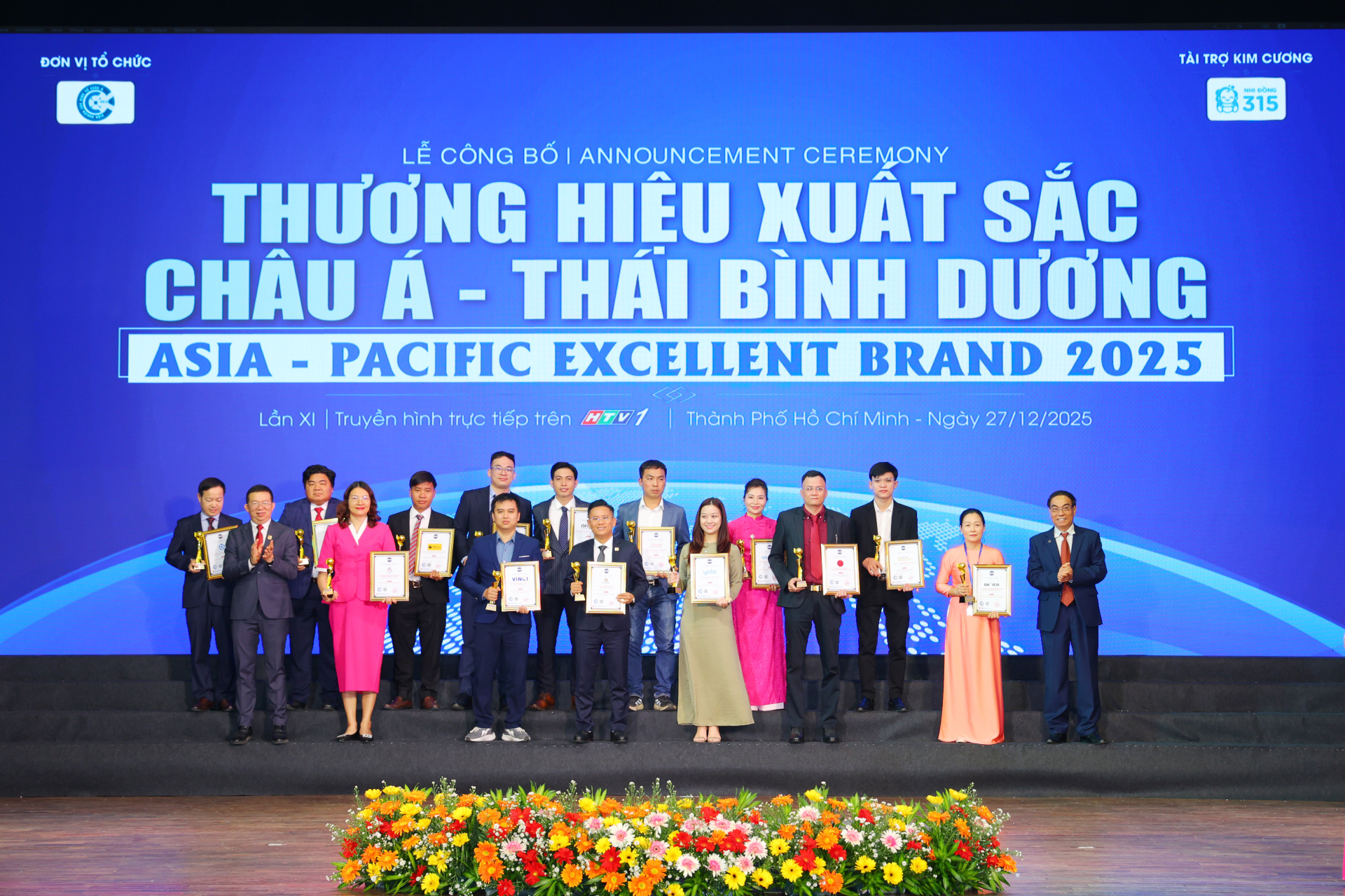 DSTU4915.jpg (1.04 MB)