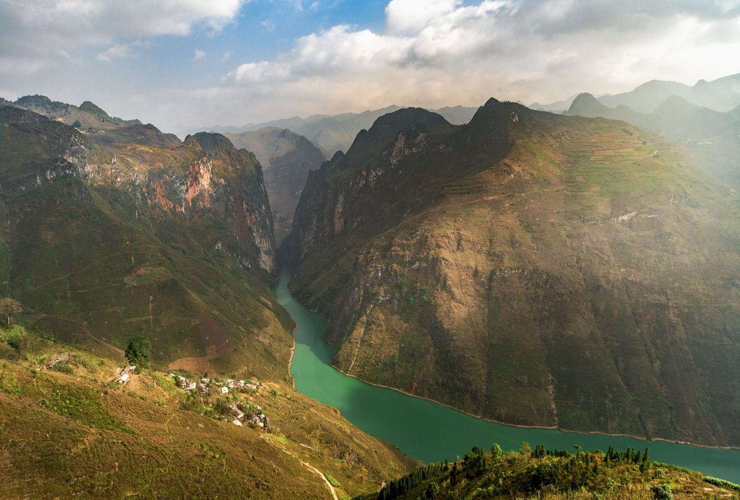 hagiang-ma-pi-leng.jpg (1.13 MB)