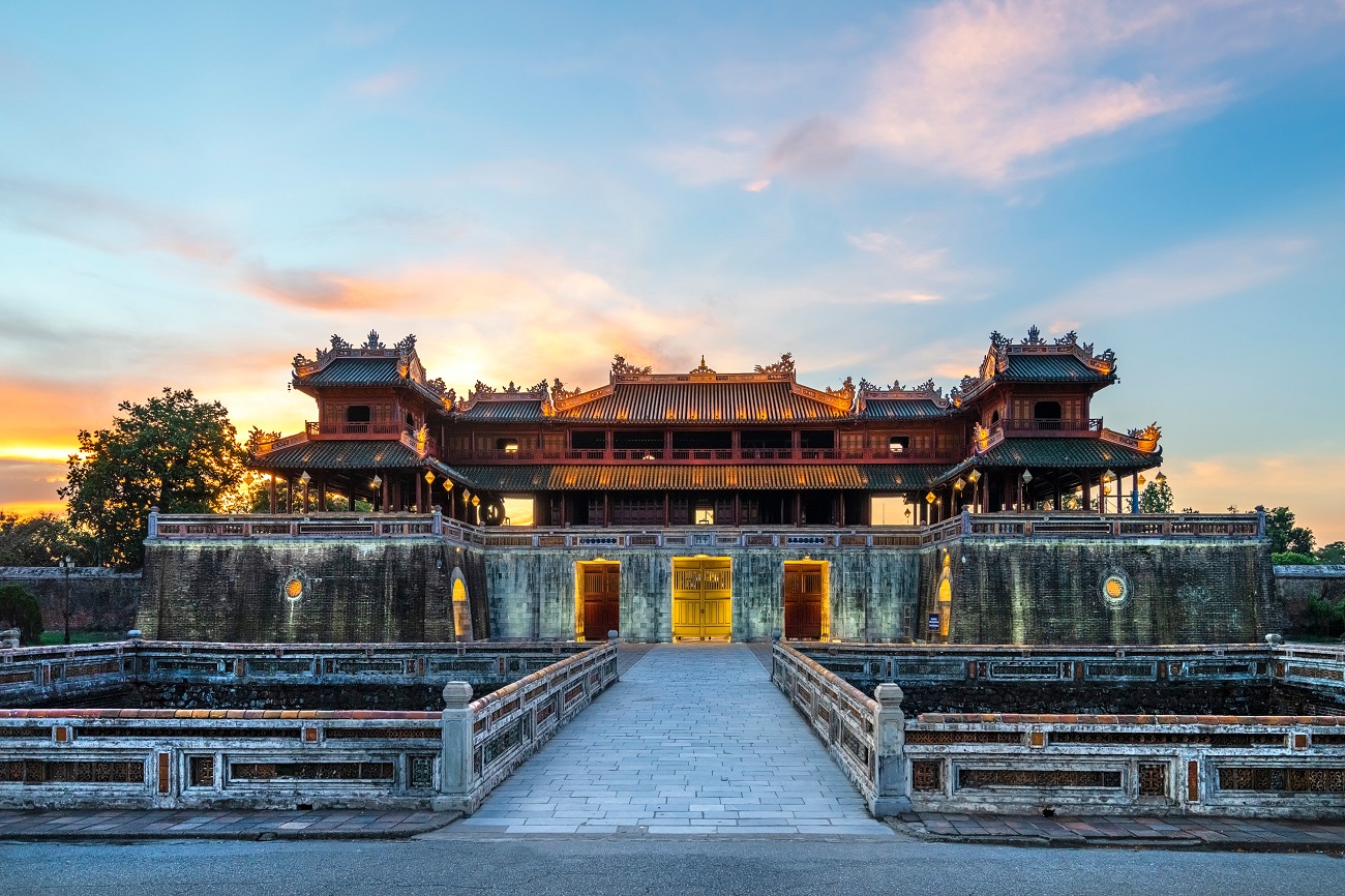 kinh-nghiem-du-lich-hue-1.jpg (458 KB)