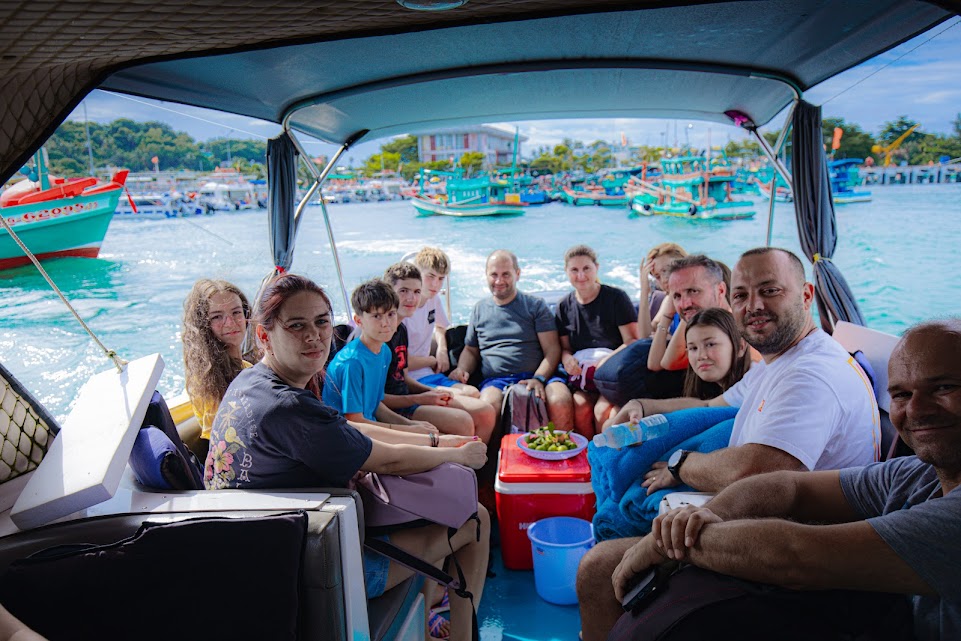 building-meaningful-memories-with-vietnam-family-private-tours2.jpg (168 KB)