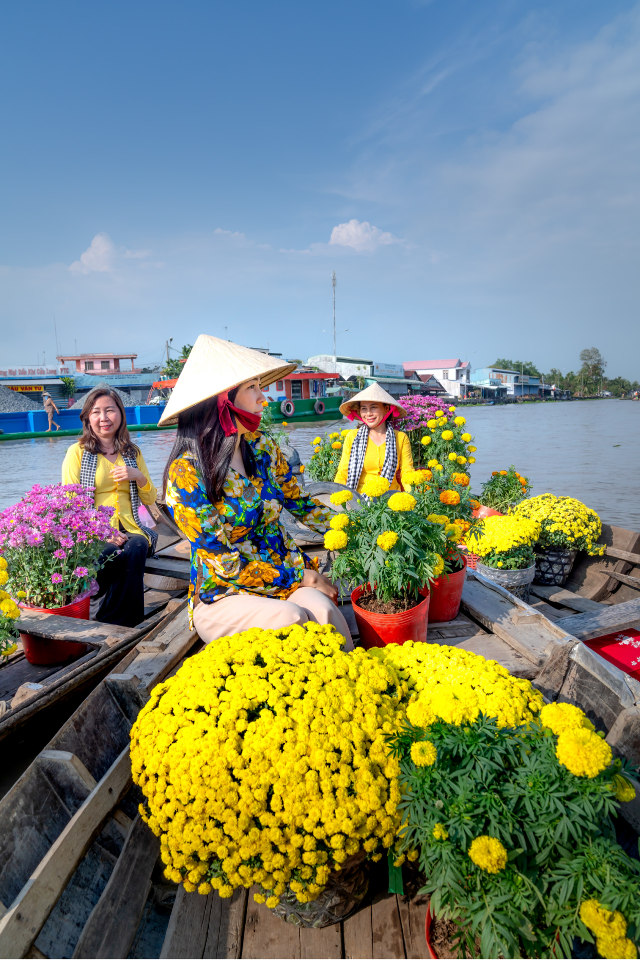 discover-the-authentic-beauty-of-vietnam-lunar-new-year-with-glamour-adventures7.png (3.18 MB)