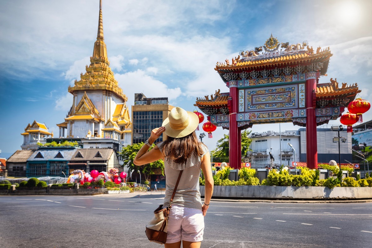 enjoy-authentic-experiences-and-the-best-things-to-do-in-bangkok-10.jpg (276 KB)
