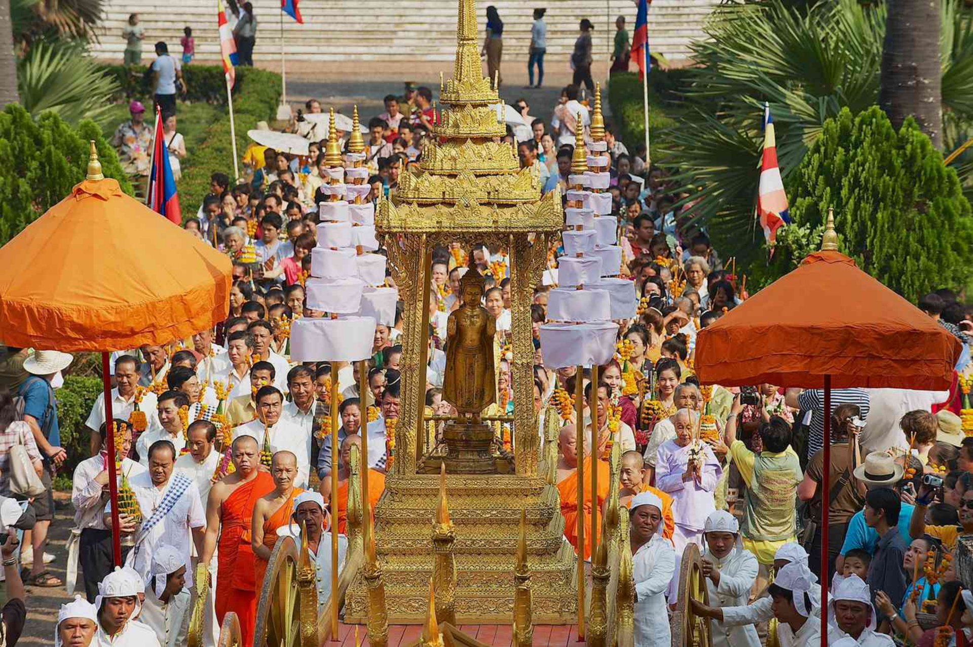 experience-traditional-new-year-in-se-asia-with-glamour-adventures5.png (4.36 MB)