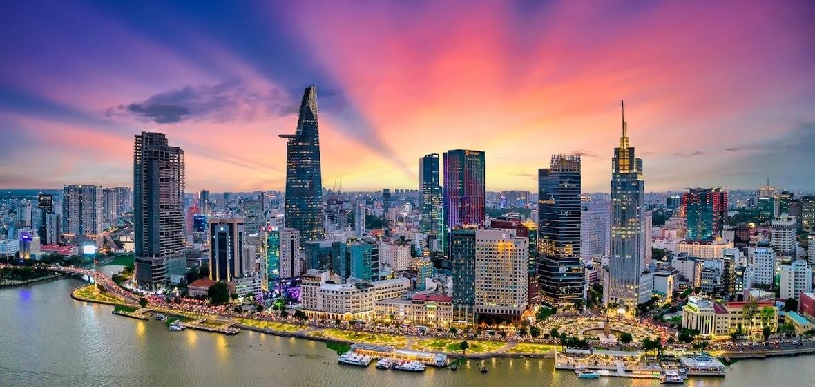 luxury-vietnam-heritage-and-coastal-escape-across-iconic-destinations7.jpg (189 KB)