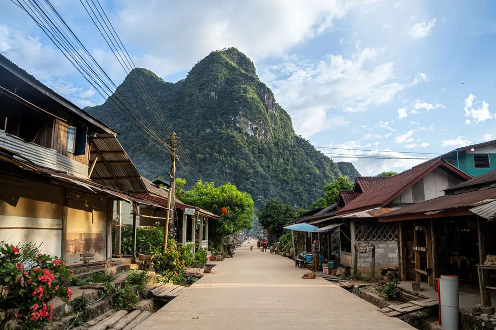 private-laos-photography-nature-journey-off-the-beaten-path1.png (1.05 MB)