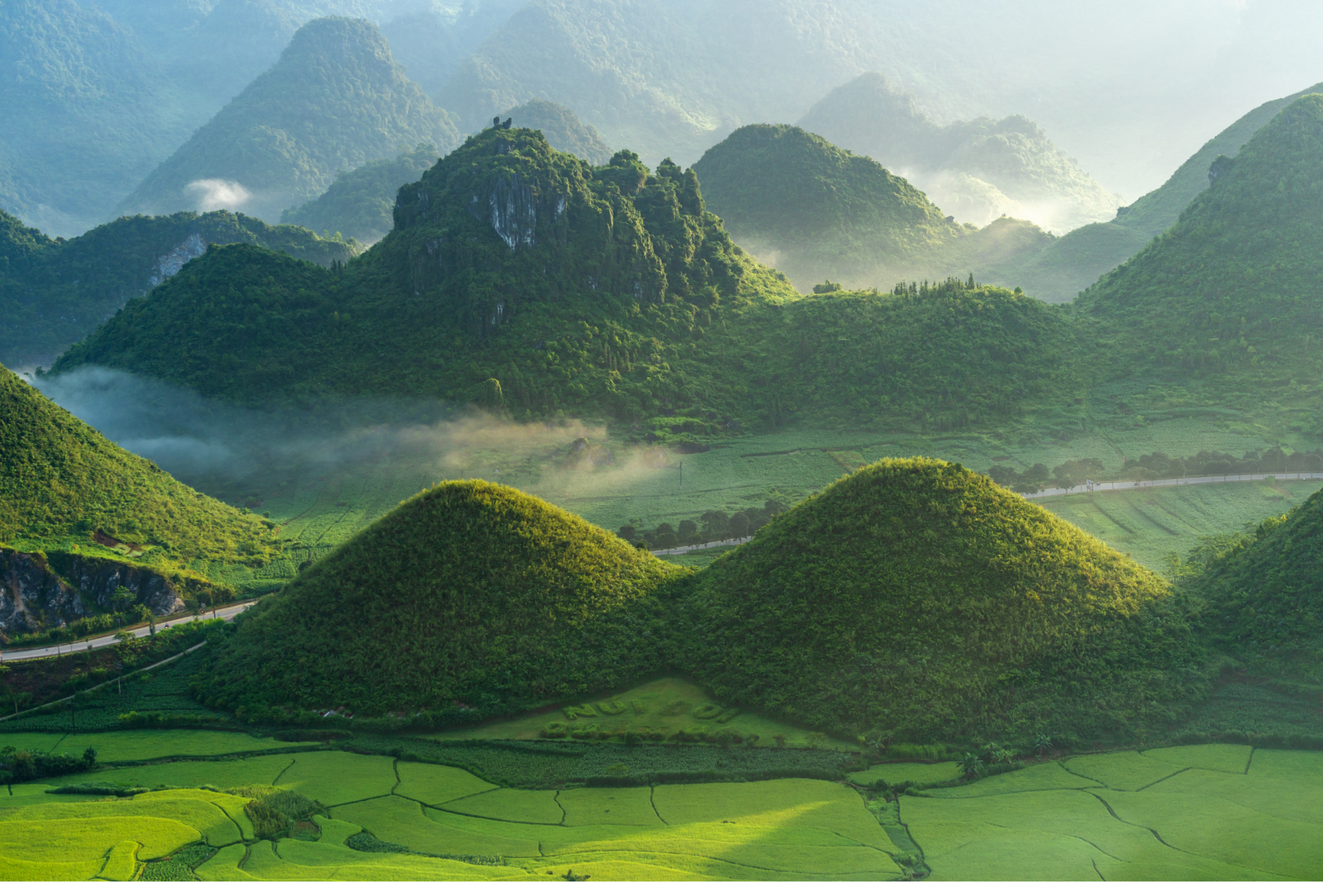 tailored-journeys-how-to-explore-vietnam-at-your-own-pace5.png (3.85 MB)