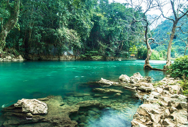 vietnam-off-the-beaten-path-tour-beyond-the-usual-trails-journeys2.png (530 KB)